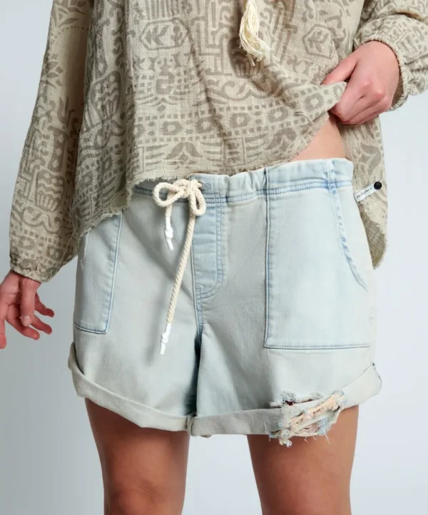 ONE TEASPOON Faded Blue Luxe Stretch Bandits Low Waist Shabby Shorts | Women Denim Shorts